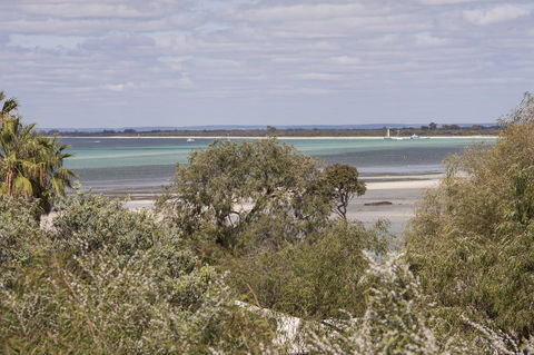 Calm Waters - Accommodation BNB 7