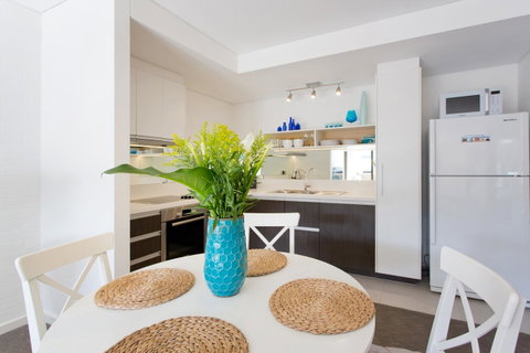 Beachside Living - South Fremantle - Accommodation BNB 12