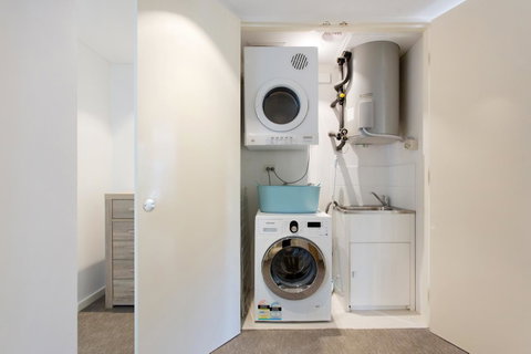 Beachside Living - South Fremantle - Accommodation BNB 15