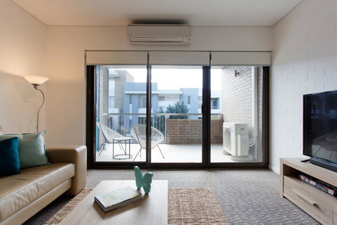 Beachside Living - South Fremantle - Accommodation BNB 13
