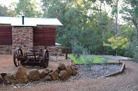 Nannup Bush Retreat - Accommodation BNB 25