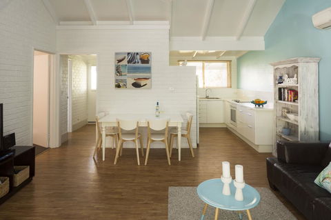 Whitesands Holiday Villas - Accommodation BNB 12