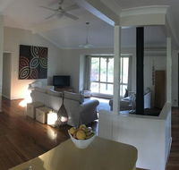 Tegwan's Nest Holiday Home - Accommodation BNB
