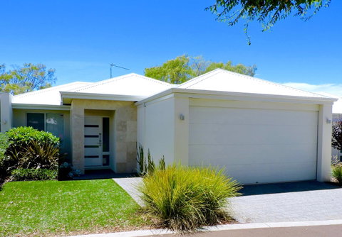 Contemporary Cove - Quindalup - Accommodation BNB 0
