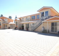 Yot Spot Apartments - Accommodation BNB