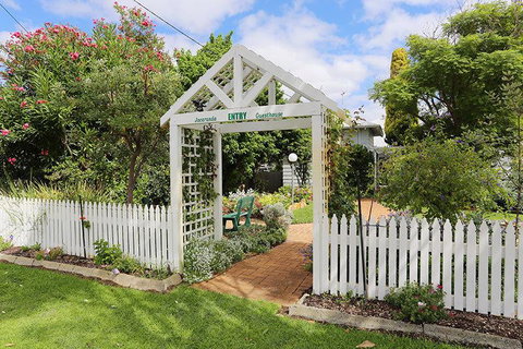 Jacaranda Guest House - Accommodation BNB 2