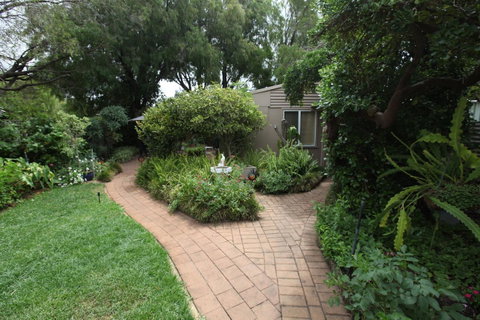 Jacaranda Guest House - Accommodation BNB 27