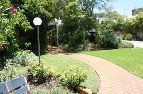 Jacaranda Guest House - Accommodation BNB 41