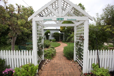 Jacaranda Guest House - Accommodation BNB 0