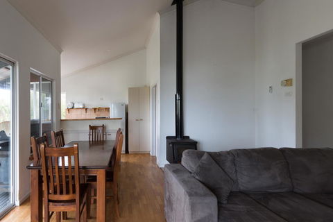 Peppy Beach Ocean Views - Accommodation BNB 6