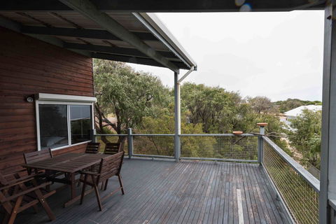 Peppy Beach Ocean Views - Accommodation BNB 0