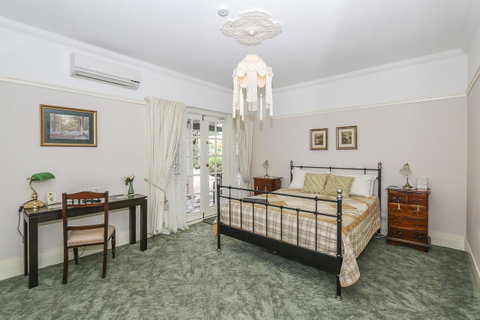 Rosebridge House Bed & Breakfast Adult Retreat - Accommodation BNB 14