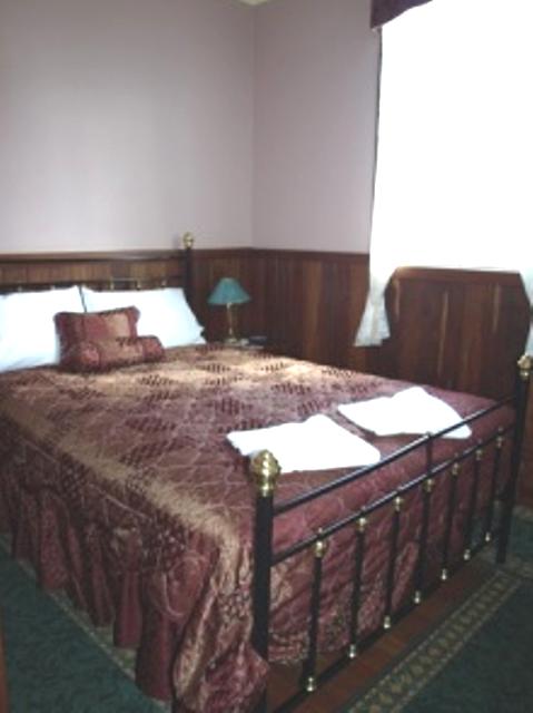 Pemberton Old Picture Theatre Holiday Apartments - Accommodation BNB 16