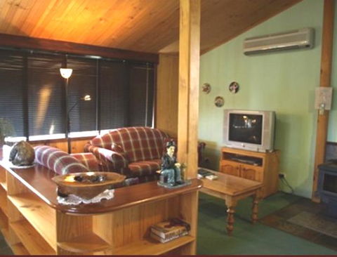 Pemberton Old Picture Theatre Holiday Apartments - Accommodation BNB 15