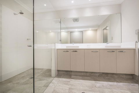 15 Cabot Close - Accommodation BNB 6