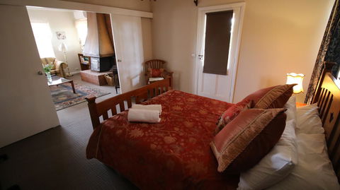 Daisy Cottage - Accommodation BNB 18