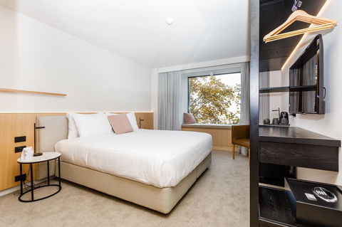 Quay Perth - Accommodation BNB 24