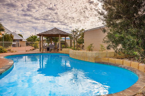 Osprey Holiday Village Unit 122 2 Bedroom - Accommodation BNB 17
