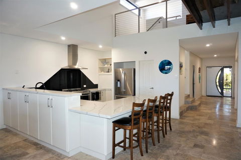 27 Corella Court - Accommodation BNB 2