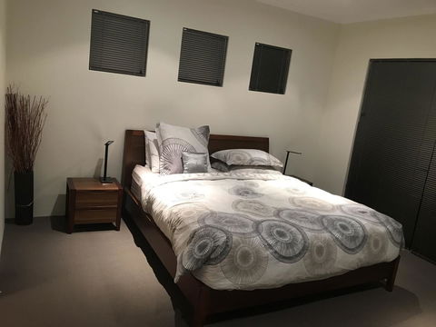 THE SANCTUARY LUXURY HOLIDAY HOME - Accommodation BNB 1
