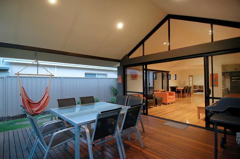 THE SANCTUARY LUXURY HOLIDAY HOME - Accommodation BNB 23