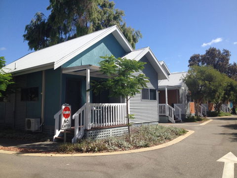 Mandurah Ocean Marina Chalets - Accommodation BNB 38