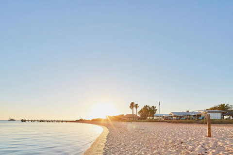 RAC Monkey Mia Dolphin Resort - Accommodation BNB 12