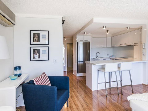 South Perth Deluxe Apartment - Accommodation BNB 2