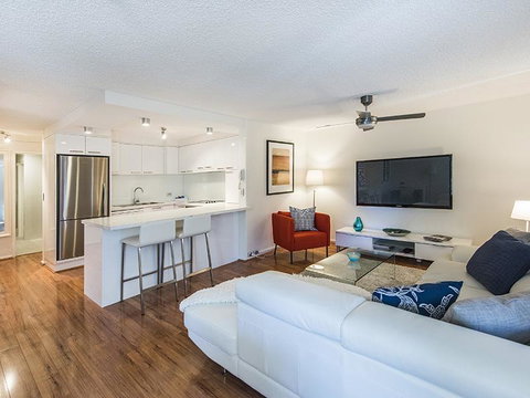 South Perth Deluxe Apartment - Accommodation BNB 41
