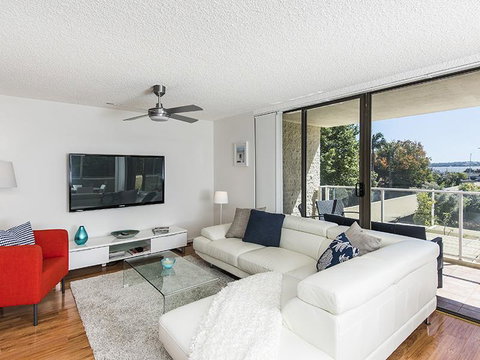 South Perth Deluxe Apartment - Accommodation BNB 24
