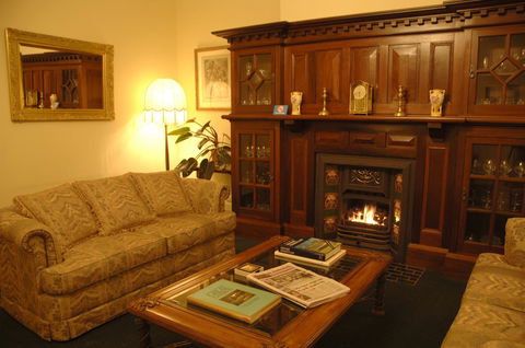 Clifton Motel & Grittleton Lodge - Accommodation BNB 15