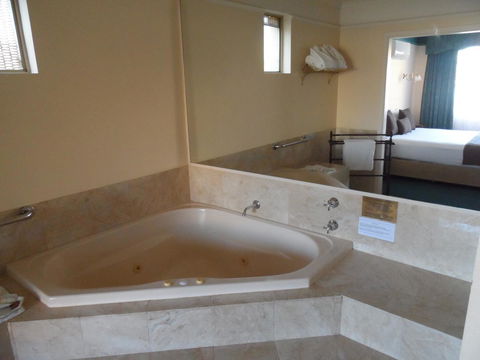 Clifton Motel & Grittleton Lodge - Accommodation BNB 28