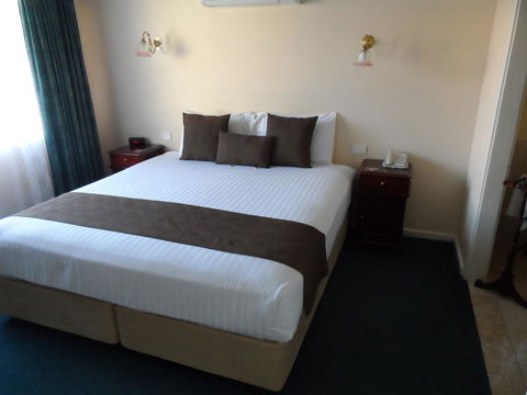 Clifton Motel & Grittleton Lodge - Accommodation BNB 26