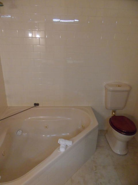 Clifton Motel & Grittleton Lodge - Accommodation BNB 32