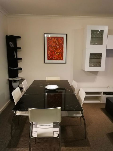 Superb 2 BR East Perth Apartment Location Comfort Space 1 - Accommodation BNB 7