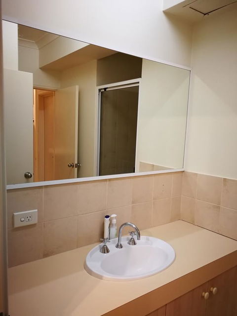 Superb 2 BR East Perth Apartment Location Comfort Space 1 - Accommodation BNB 11