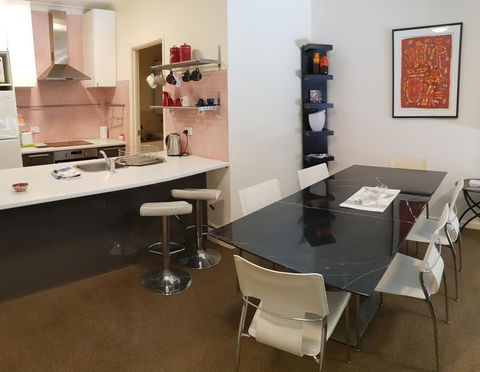 Superb 2 BR East Perth Apartment Location Comfort Space 1 - Accommodation BNB 2