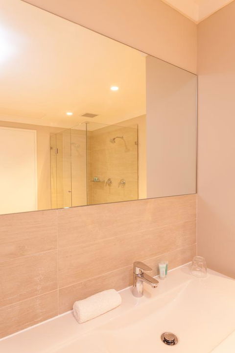 The Marina Hotel - Mindarie - Accommodation BNB 13