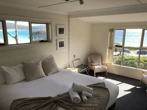 BINALONG BEACH COTTAGE Beachfront At Bay Of Fires Next To Restaurant - Accommodation BNB 4