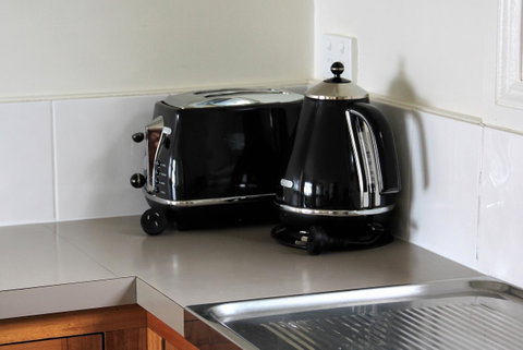 BINALONG BEACH COTTAGE Beachfront At Bay Of Fires Next To Restaurant - Accommodation BNB 13