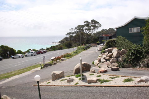 BINALONG BEACH COTTAGE Beachfront At Bay Of Fires Next To Restaurant - Accommodation BNB 19