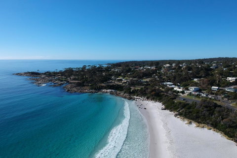 BINALONG BEACH COTTAGE Beachfront At Bay Of Fires Next To Restaurant - Accommodation BNB 10