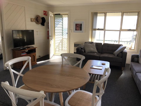 BINALONG BEACH COTTAGE Beachfront At Bay Of Fires Next To Restaurant - Accommodation BNB 5