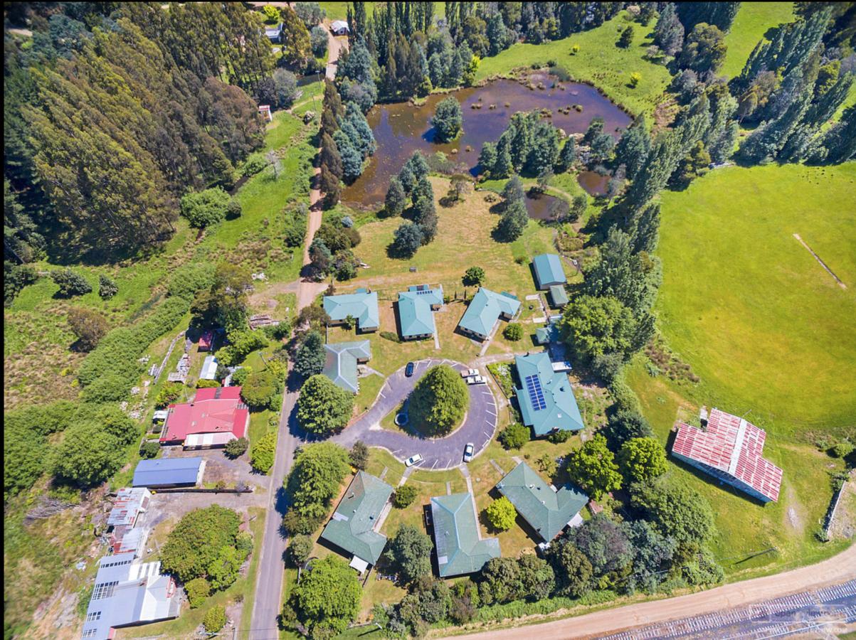 Bradys Lake TAS Accommodation BNB