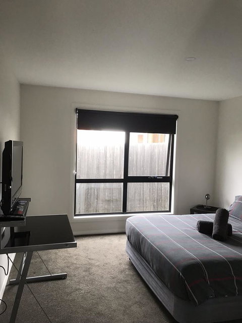 Georges Bay Apartments - Accommodation BNB 7