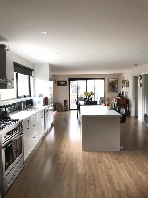 Georges Bay Apartments - Accommodation BNB 10