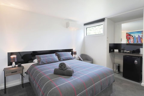 Georges Bay Apartments - Accommodation BNB 24