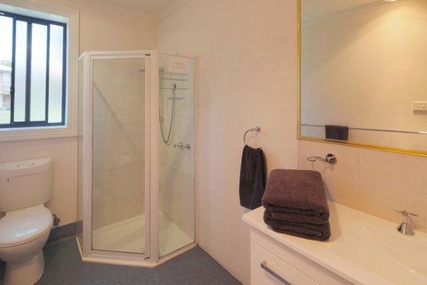 Georges Bay Apartments - Accommodation BNB 32
