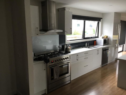 Georges Bay Apartments - Accommodation BNB 13