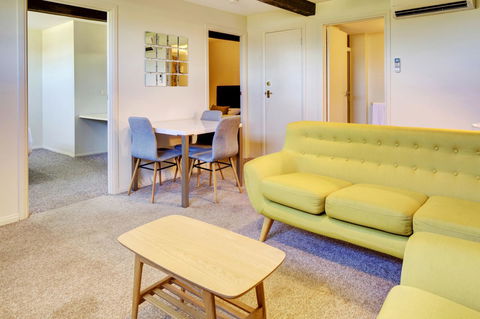 The Richmond Arms Hotel - Accommodation BNB 3